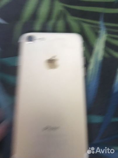 iPhone 7, 32 ГБ