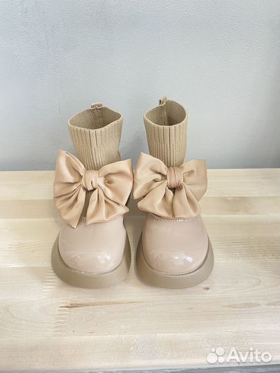 Ботинки для девочки 31,32,33