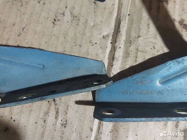 Петли капота крышки Форд Фокус 1 Ford Focus