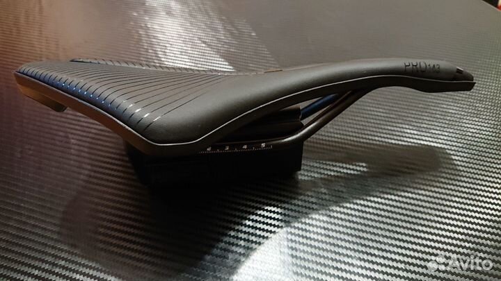 Велосипедное седло Tossek pro143