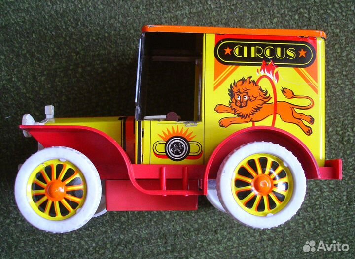 Автомобиль 