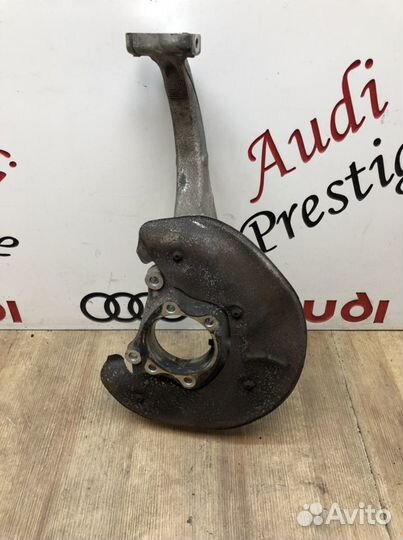 Поворотный кулак правый Ауди A6 C7