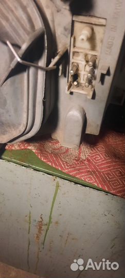 Фара правая mercedes 124