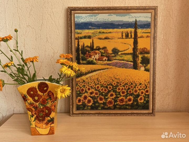 Картина (выложенная стразами)