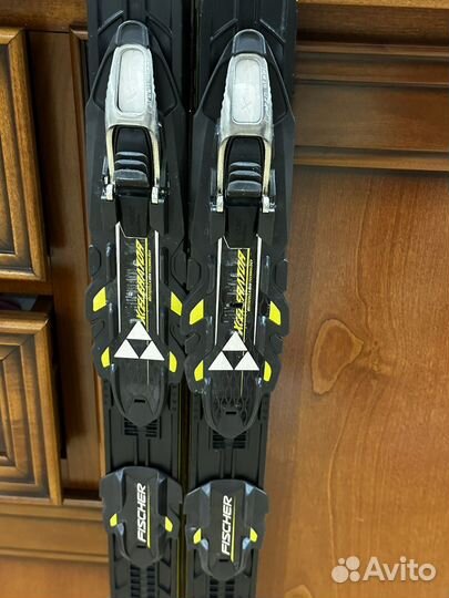 Беговые лыжи Fischer