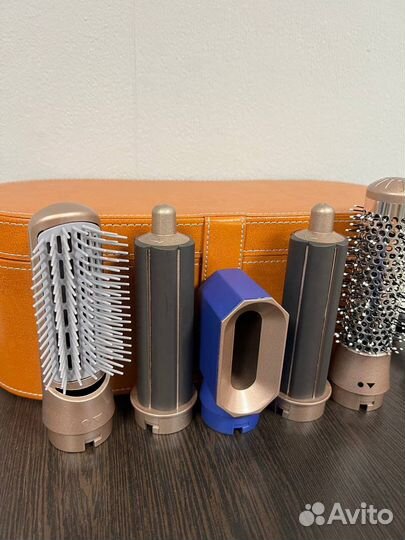 Стайлер dyson в кейсе синий