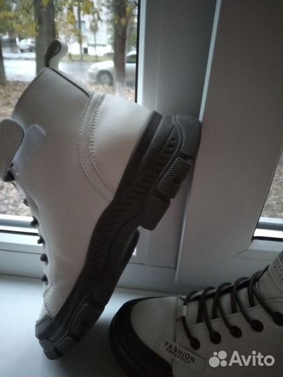 Ботинки женские