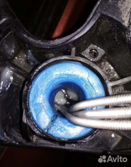 Поворотный втулки LADA