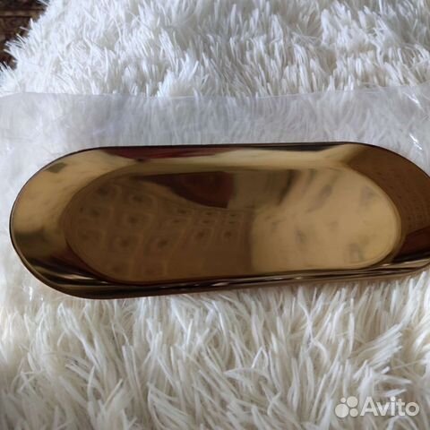 Металлический овальный лоток