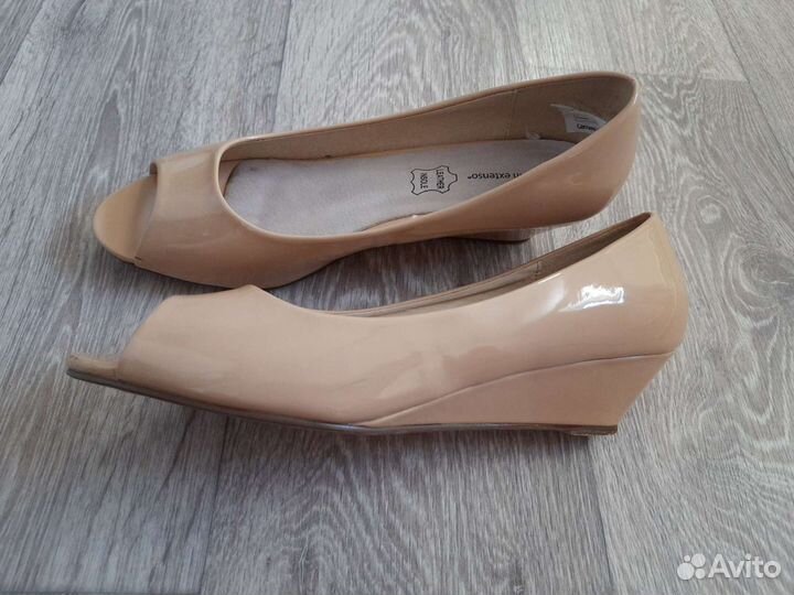 Туфли босоножки новые