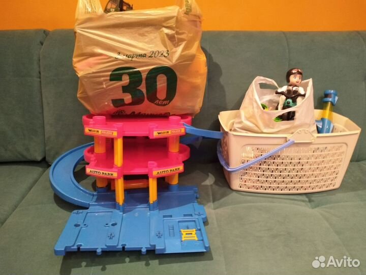 Игрушки для мальчика пакетом