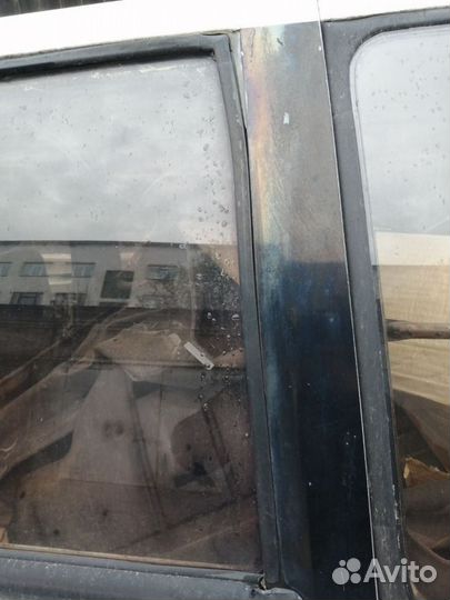 Дверь задняя левая Nissan Serena