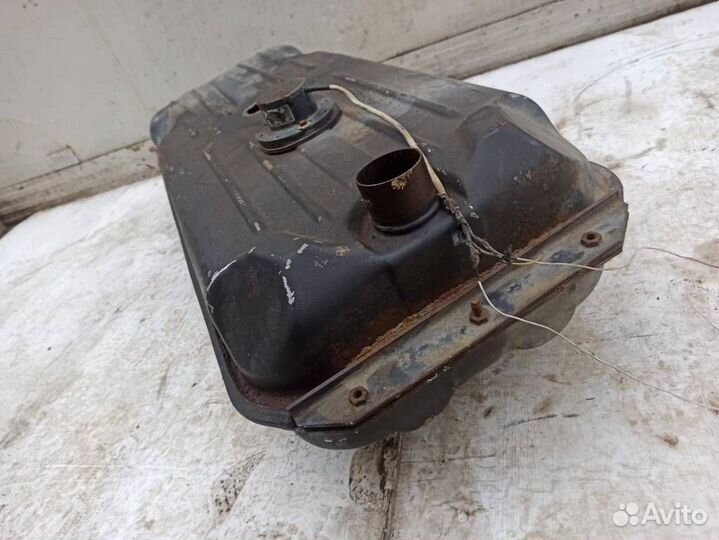 Бак топливный Мерседес