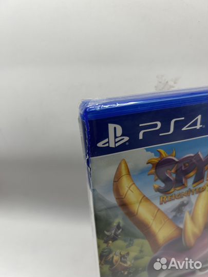 Диск PS4 Spyro trilogy повреждена коробка