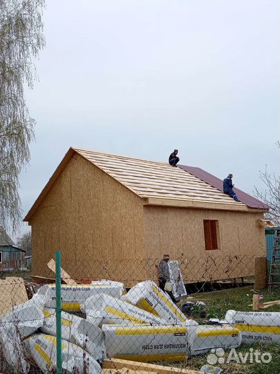 Бригада строителей