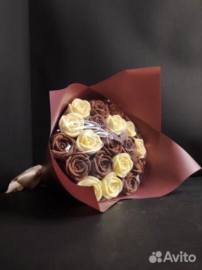 Букет - 19 Роз из Настоящего Шоколада