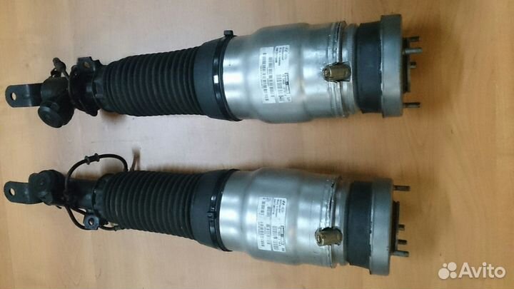 Пневмостойка Hyundai equus передняя