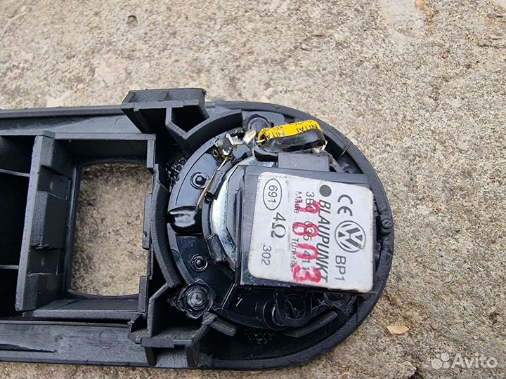 Ручка двери внутренняя задняя правая Пассат Б-5 +