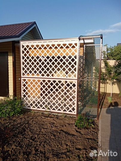 Шпалеры, решётки декоративные