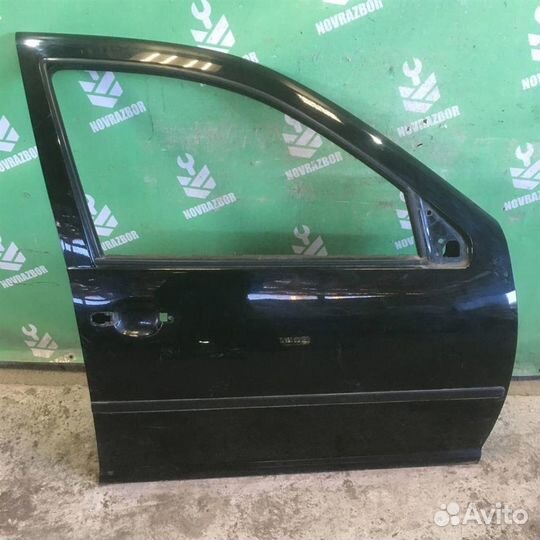 Дверь передняя правая Фольксваген Гольф 4 Бора
