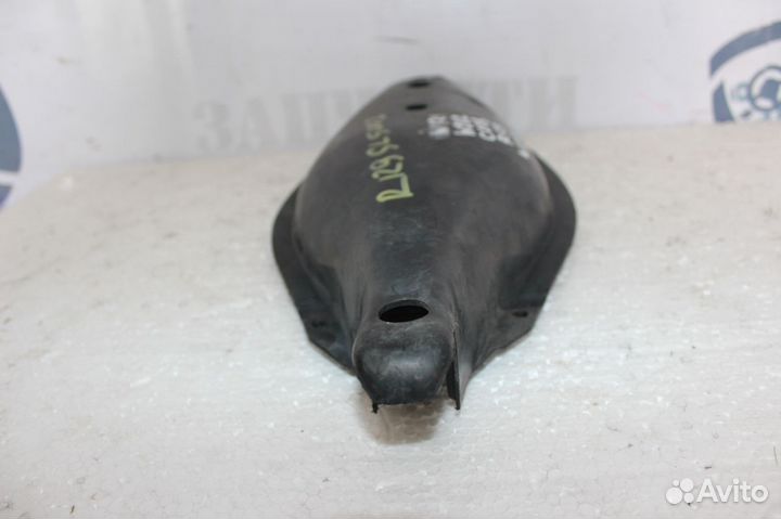 Пыльник заднего рычага Mercedes E-Class W124