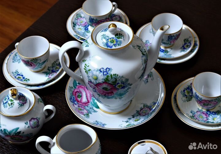 Чайный сервиз на 4 персоны
