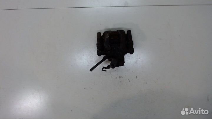 Суппорт Volkswagen Beetle, 2013