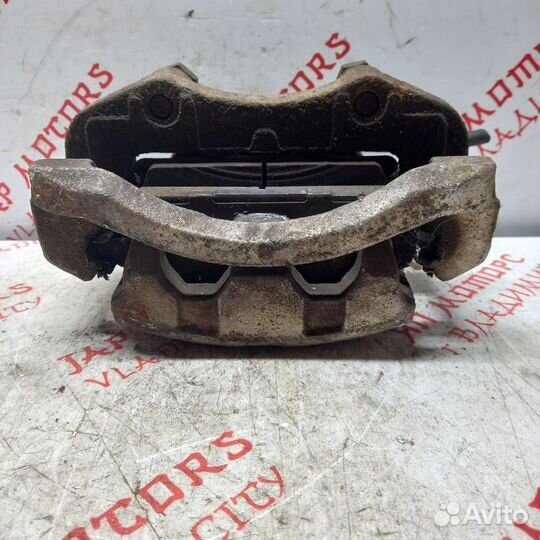 Суппорт тормозной передний правый Nissan X Trail