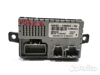 Блок управления подогревом сидений LR012120