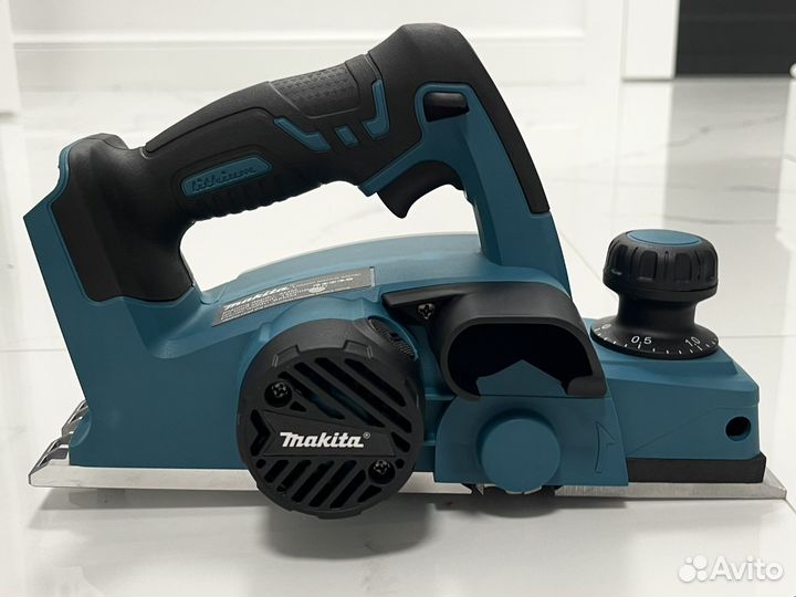 Рубанок Мakiata