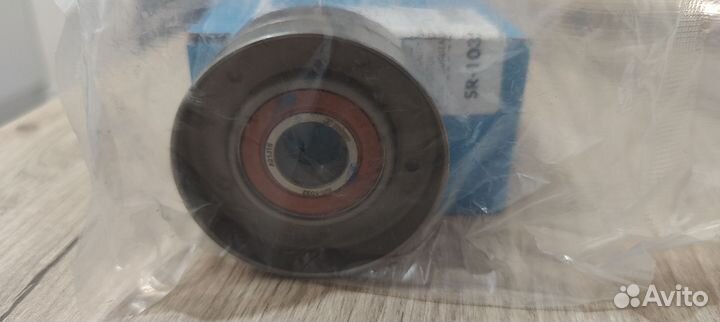 Натяжной ролик для поликлинового ремня