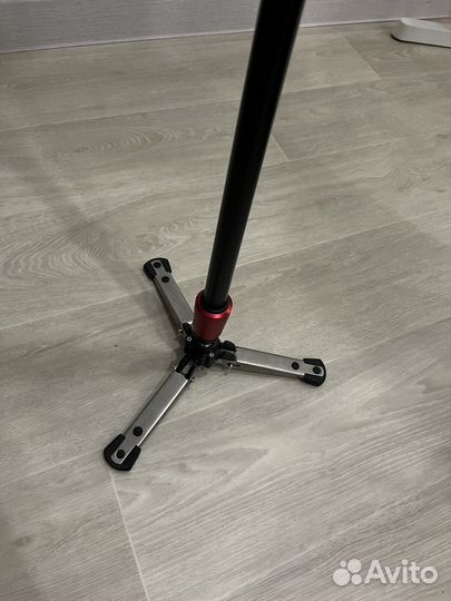 Монопод Jie Yang