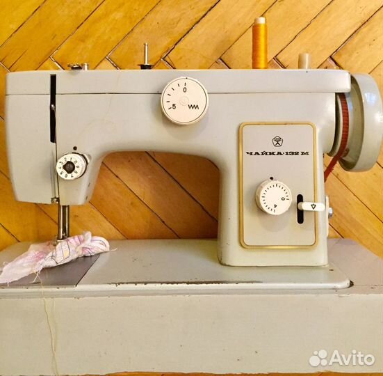 Швейная машина Чайка 132м