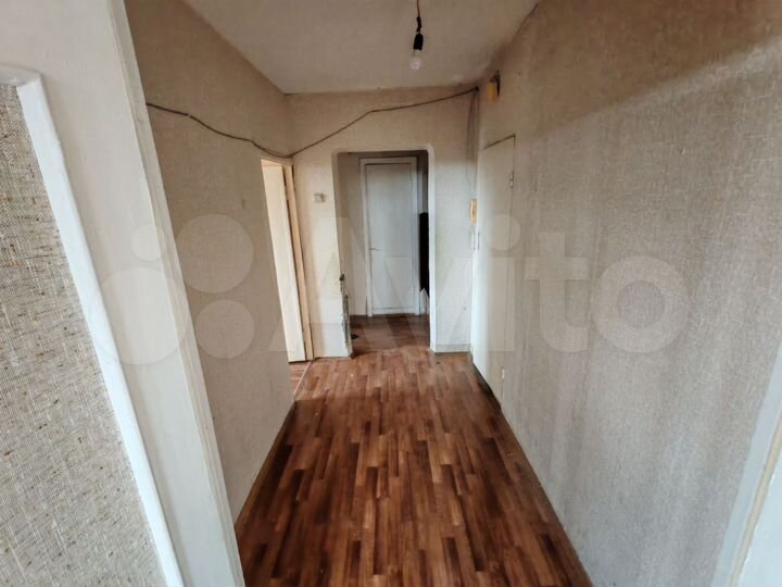 2-к. квартира, 52 м², 4/10 эт.