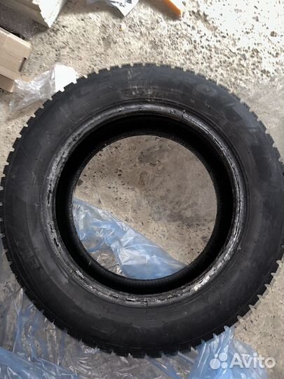 Pirelli Ice Zero 205/60 R16 96T