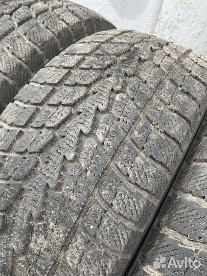 Toyo Observe 934 235/65 R17