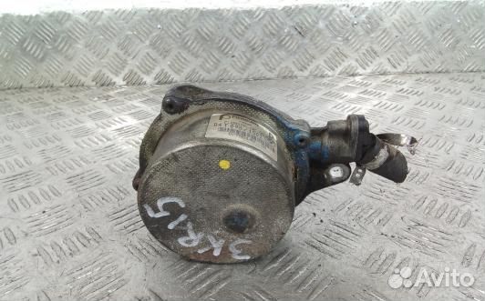 Насос вакуумный BMW X5 E53 (3KR15KX01)