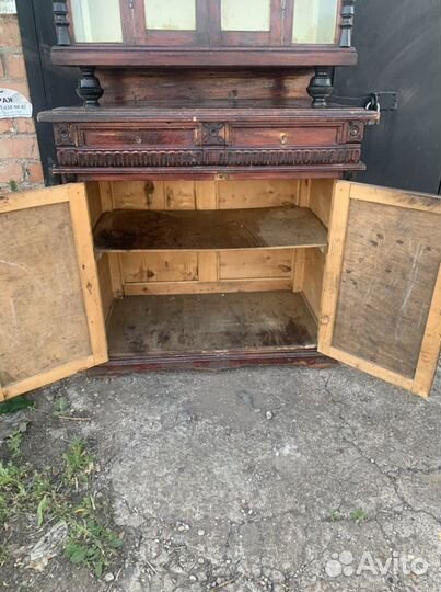 Антикварный буфет