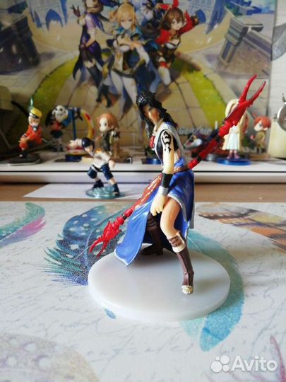 Лот аниме фигурок