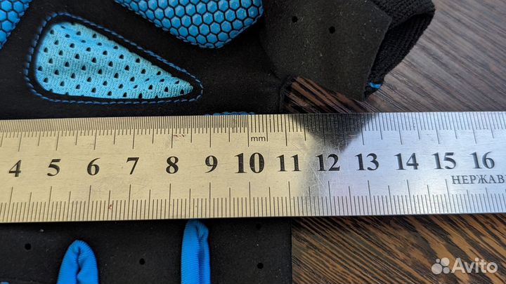 Перчатки для занятий спортом