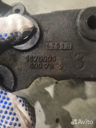 Кронштейн двигателя DAF