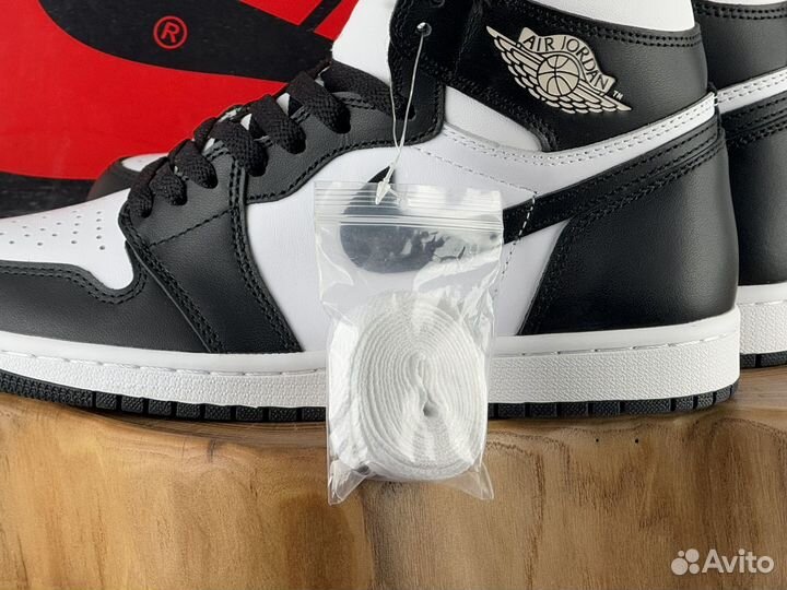Кроссовки Nike Air Jordan 1 High Black White