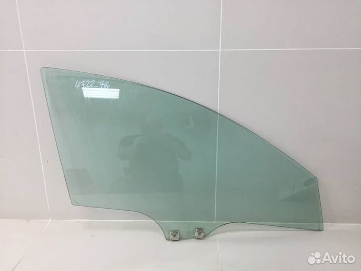 Стекло двери передней правой Mazda Mazda 3 BL 2009