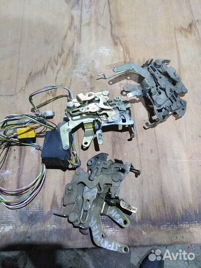 Mercedes Benz Sprinter (Спринтер) Замок двери