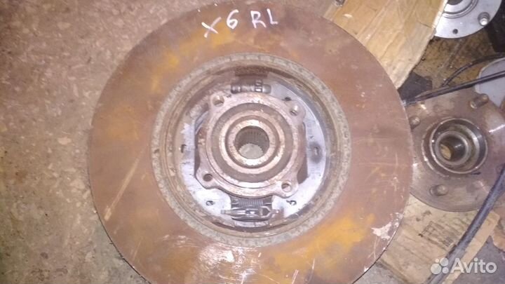 Кулак задний правый BMW X6 E71