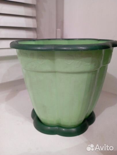 Горшок для растений