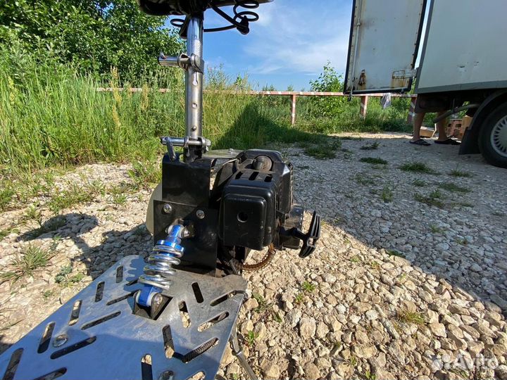 Мотоциклы и скутеры