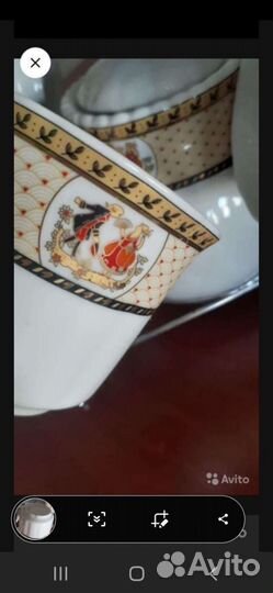 Чайник и блюдца