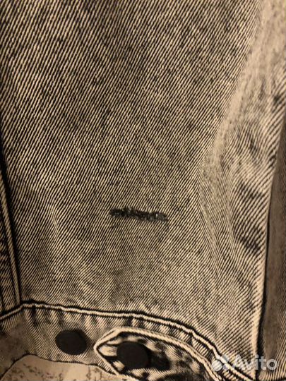 Джинсовая куртка