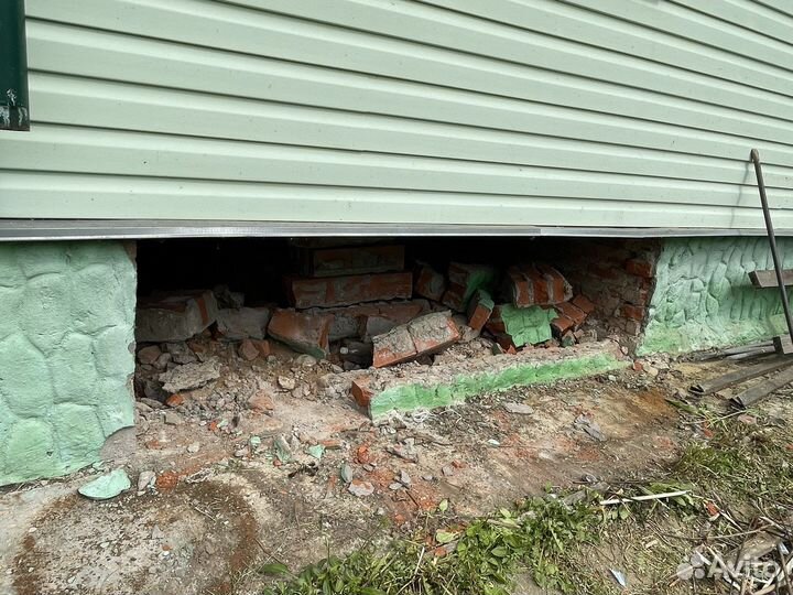 Бригада строителей